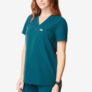 FIGS Catarina Carribean Blue XXS top